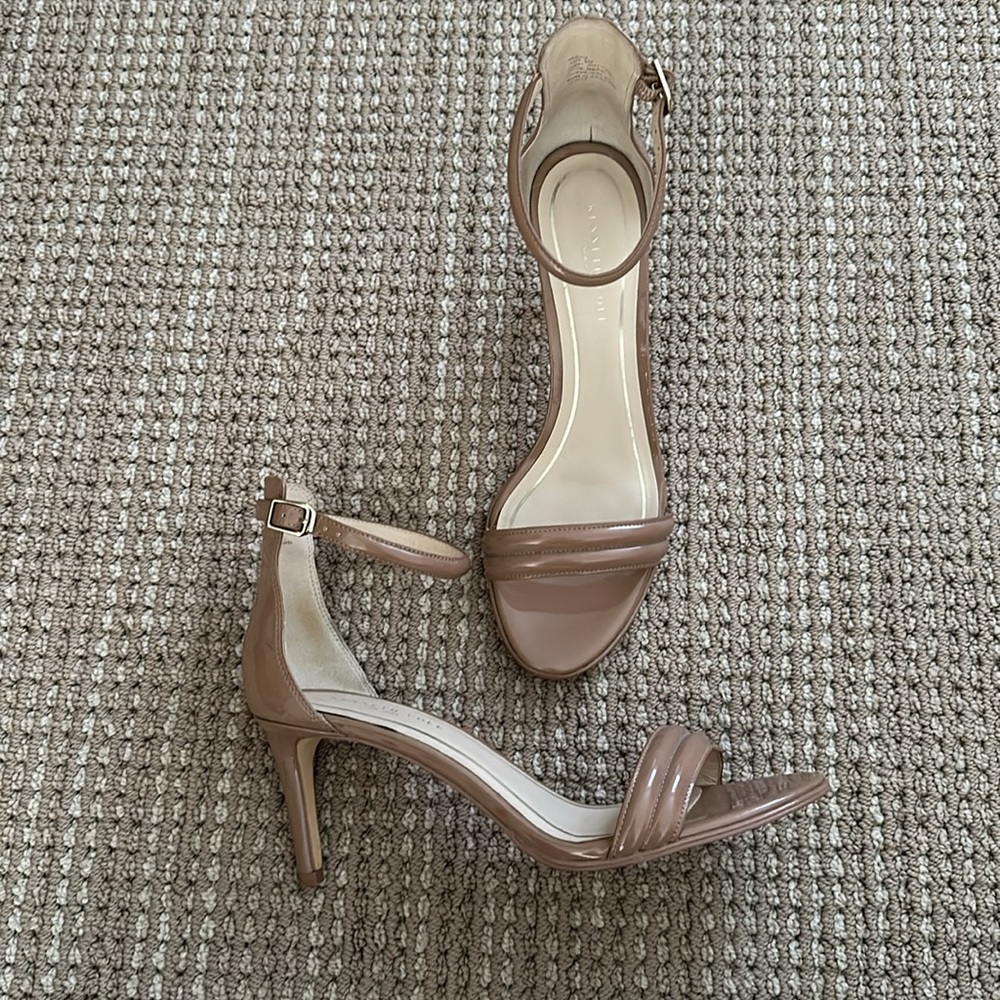 Kenneth Cole Heels - Picture 2 of 5